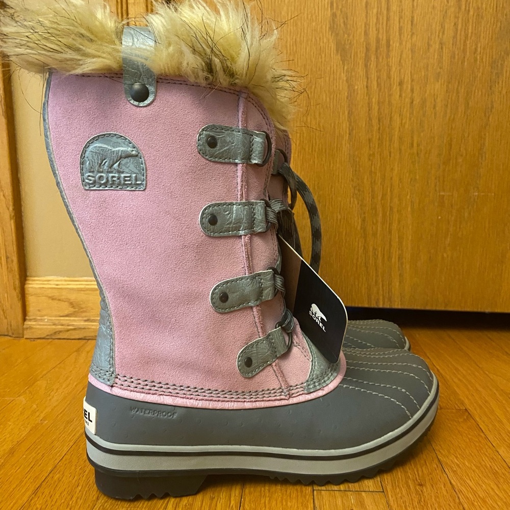 Sorel Pink and Gray Insulated Boots